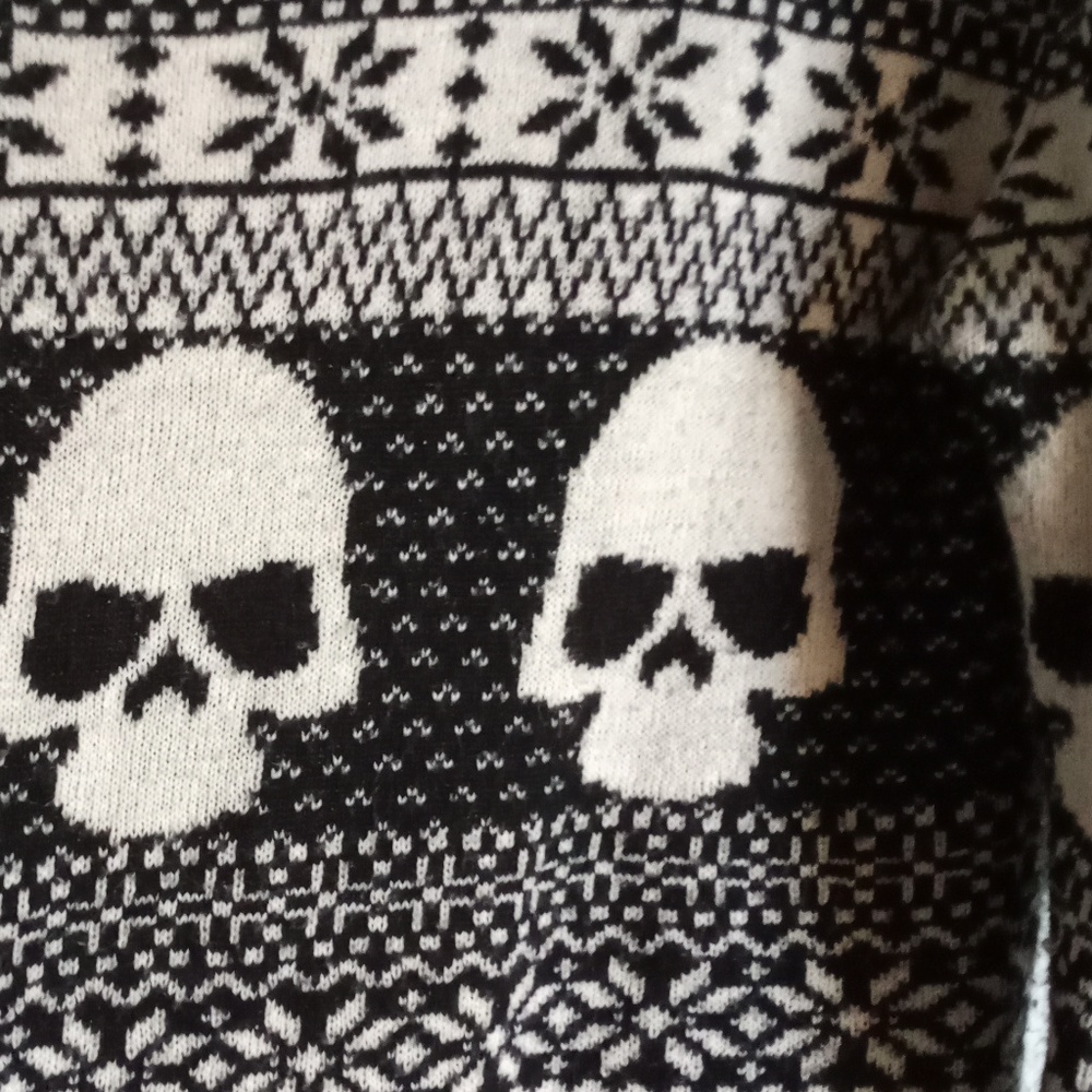Skull cardigan